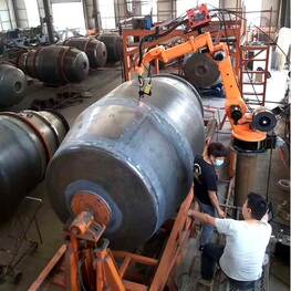 全自動焊接機(jī)械手